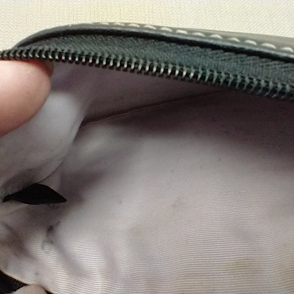 COACH BLACK BUCKLE FRONT WRISTLET - Picture 7 of 12